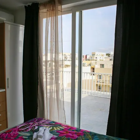 Mb Sea View *